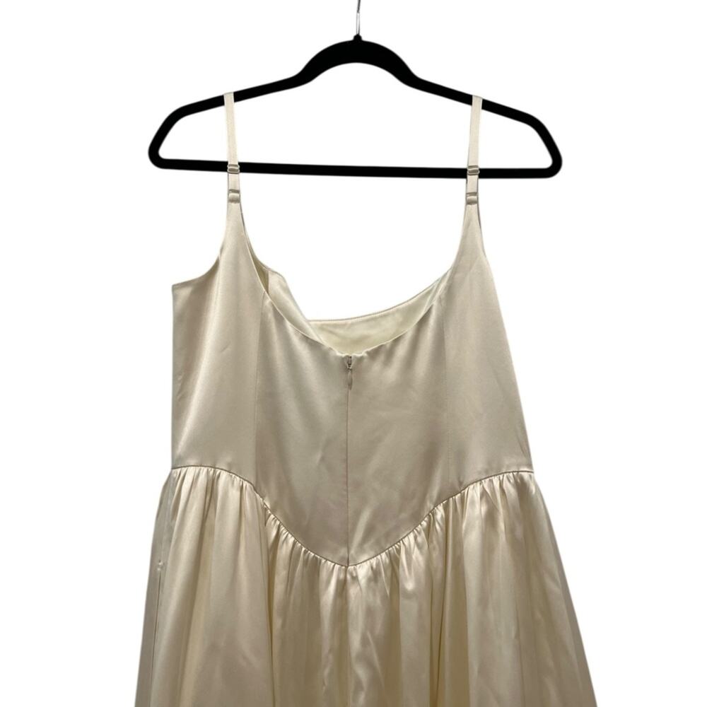 Reformation Liz Silk Dress - NWT NEW - Picture 9 of 12